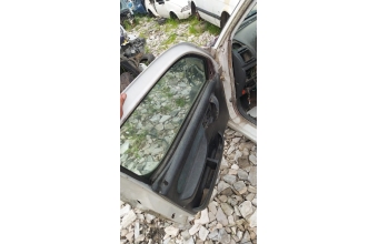 1999 model peugeot partner 1.4 benzinli çıkma sol ön dolu kapı