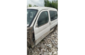 1999 model peugeot partner 1.4 benzinli çıkma sol ön kapı