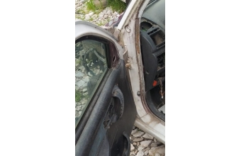 1999 model peugeot partner 1.4 benzinli çıkma sol ön kapı menteşesi