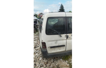 1999 model peugeot partner 1.4 benzinli kesme arka kasa