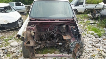 1999 model peugeot partner 1.4 benzinli kesme ön kasa