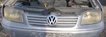 1999 model volkswagen bora 1.6 sr çıkma takım far.