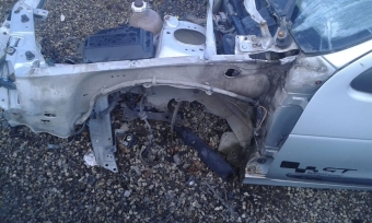 2000 2004 model renault megane 1 kesme sol podya
