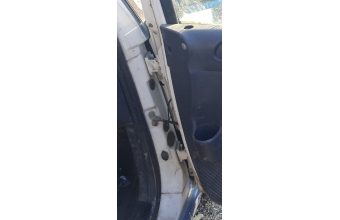 2000 model fiat scudo 1.9d çıkma sağ ön kapı mentelesi