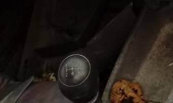 2000 model fiat siena 1.4 çıkma vites topuzu