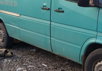 2000 model mercedes benz sprinter 312d 2.9 çıkma sağ marşbiyel.