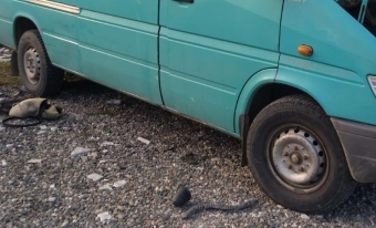 2000 model mercedes benz sprinter 312d 2.9 çıkma sağ takım jant lastik.