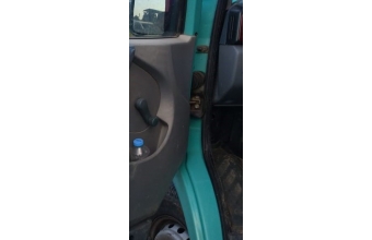 2000 model mercedes benz sprinter 312d 2.9 çıkma sol ön kapı menteşesi.