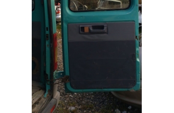 2000 model mercedes benz sprinter 312d 2.9 sökme sağ bagaj kapağı döşemesi.
