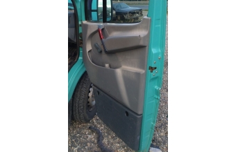 2000 model mercedes benz sprinter 312d 2.9 sökme sağ ön kapı döşeme.