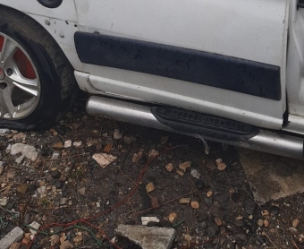 2000 model peugeot partner 1.9 d çıkma sağ sürgü kapı bandı