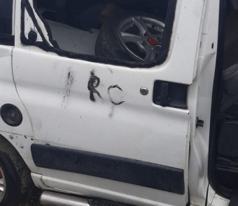 2000 model peugeot partner 1.9 d çıkma sağ sürgü kapı kolu