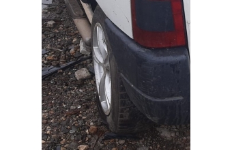 2000 model peugeot partner 1.9 d çıkma sol arka jant lastik