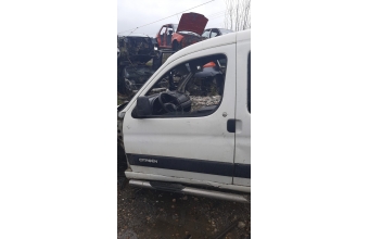 2000 model peugeot partner 1.9 d çıkma sol ön kapı