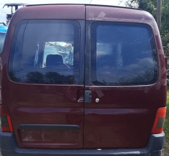 2000 model peugeot partner 1.9 dizel klimalı çıkma bagaj kapağı