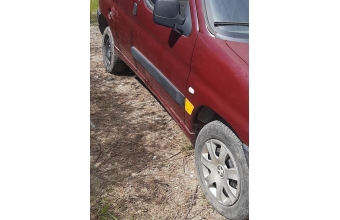 2000 model peugeot partner 1.9 dizel klimalı çıkma sağ marşbiyel