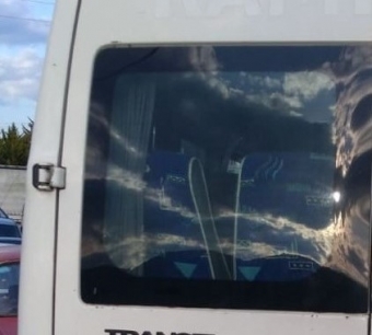 2001 2006 model ford transit 650l çıkma sol bagaj kapağı camı