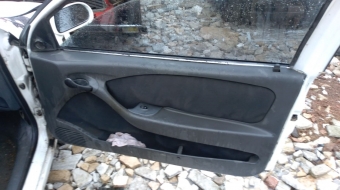 2001 model fiat brava 1.6 16v sökme sağ ön kapı döşemesi