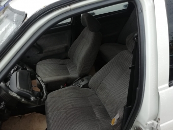 2001 model lada vega 1.5 benzinli çıkma ön takım koltuk.