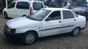 2001 model lada vega 1.5 benzinli kesme kasa kupa.