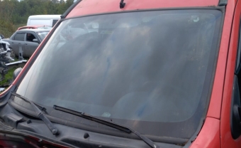 2001 model renault kangoo 1.9 dizel çıkma ön cam.