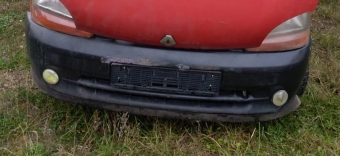 2001 model renault kangoo 1.9 dizel çıkma ön tampon.