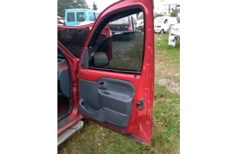 2001 model renault kangoo 1.9 dizel çıkma sağ ön dolu kapı.