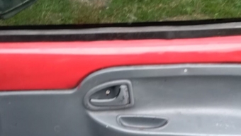2001 model renault kangoo 1.9 dizel çıkma sağ ön kapı kolçağı.