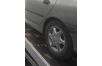 2001 model renault laguna 1 1.8 16v çıkma sol arka jant lastik