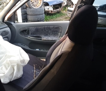 2001 model renault megane 1 1.6 8 valf çıkma sağ ön koltuk