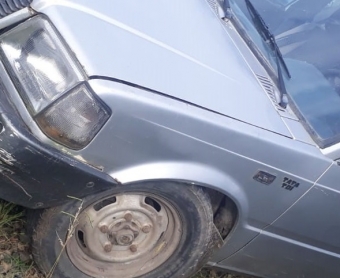 2001 model tata telcoline 4x2 çıkma sol çamurluk.