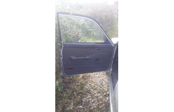 2001 model tata telcoline 4x2 çıkma sol ön dolu kapı.