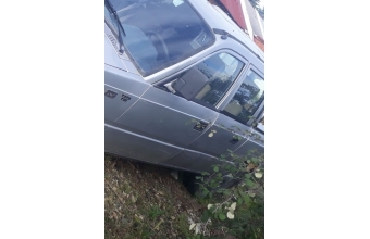2001 model tata telcoline 4x2 çıkma sol ön kapı.