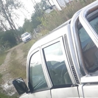 2001 model tata telcoline 4x2 çıkma sol takım kapı camı.