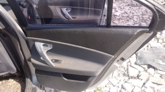 2002 2007 model nissan primera tekno sökme sağ arka kapı döşemesi