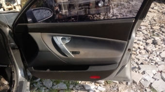 2002 2007 model nissan primera tekno sökme sağ ön kapı döşemesi