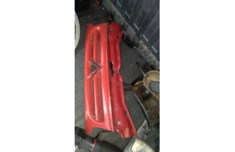 2002 model citroen berlingo 1.9 çıkma ön panjur.