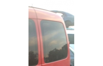 2002 model citroen berlingo 1.9 çıkma sağ bagaj camı.