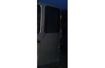 2002 model fiat doblo 1.9 çıkma sağ bagaj kapağı