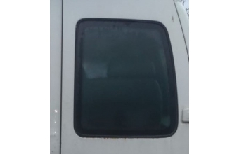 2002 model fiat scudo 1.9 dizel çıkma sağ bagaj camı
