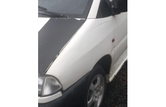 2002 model peugeot expert 1.9 dizel çıkma sol ön çamurluk