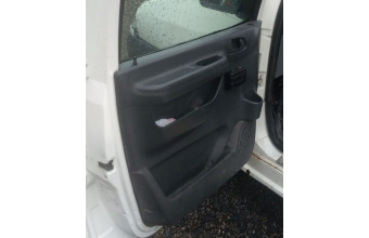 2002 model peugeot expert 1.9 dizel sökme sol ön kapı döşemesi