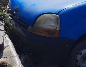 2002 model renault kangoo express 1.9 çıkma ön tampon