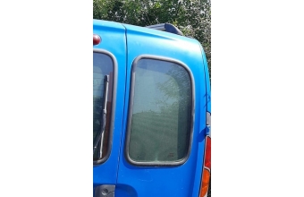 2002 model renault kangoo express 1.9 çıkma sağ bagaj kapağı camı