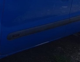 2002 model renault kangoo express 1.9 çıkma sol ön kapı bandı