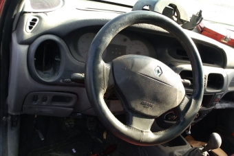 2002 model renault megane 1 coupe çıkma göğüslük