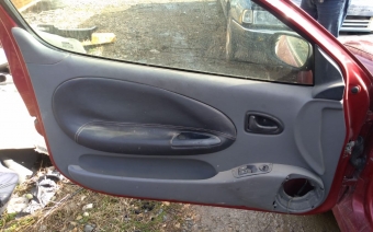 2002 model renault megane 1 coupe sökme sol ön kapı döşeme