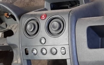 2003 2010 model citroen berlingo çıkma dörtlü düğme flaşör