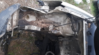 2003 model citroen berlingo kesme sağ podya