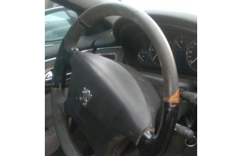 2003 model peugeot 607 2.2 benzinli çıkma direksiyon simidi.